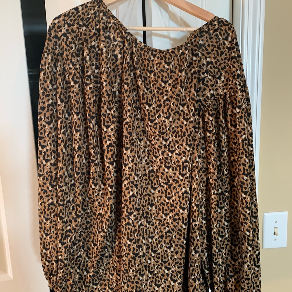 Semi-Off the Shoulder Leopard Blouse - Picture 3 of 5